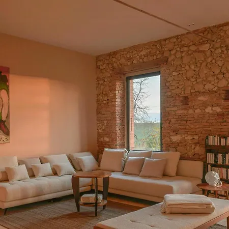 Casa de Férias Artistic Estate Surrounded By Fields In Gascony Aurimont