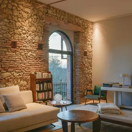 Artistic Estate Surrounded By Fields In Gascony *