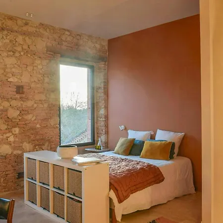 Artistic Estate Surrounded By Fields In Gascony Casa de Férias Aurimont